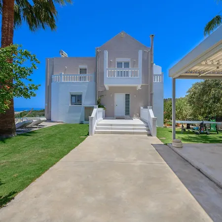 Infinity Villa With Pool, Bbq And Ping-Pong Table, 1Km From The Beach Atsipopoulo